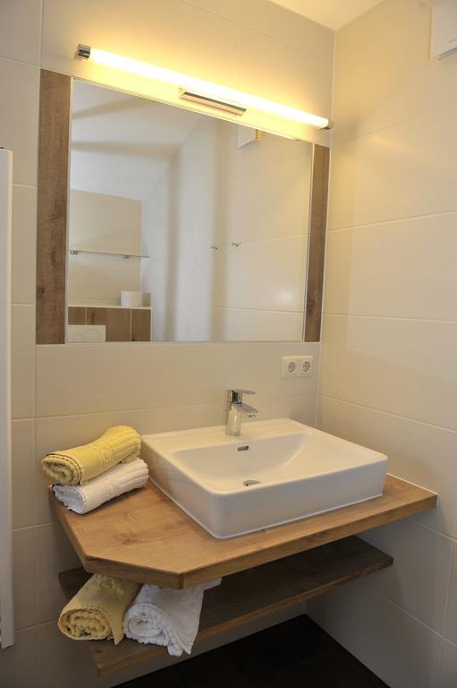 Edelweiss Apartments Шладминг Стая снимка