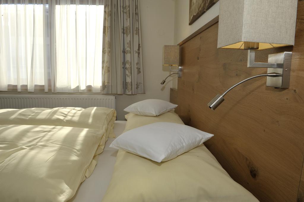 Edelweiss Apartments Шладминг Стая снимка